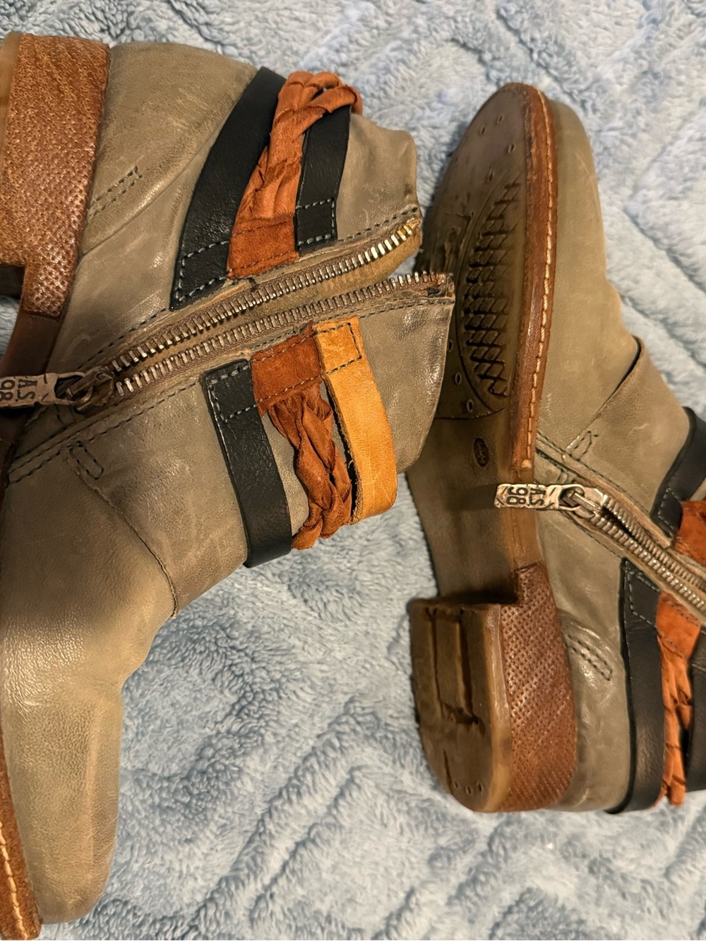 AS 98 - Booties - Best worn carefully forever kinda boots !!! hell yes ♥️♥️♥️♥️